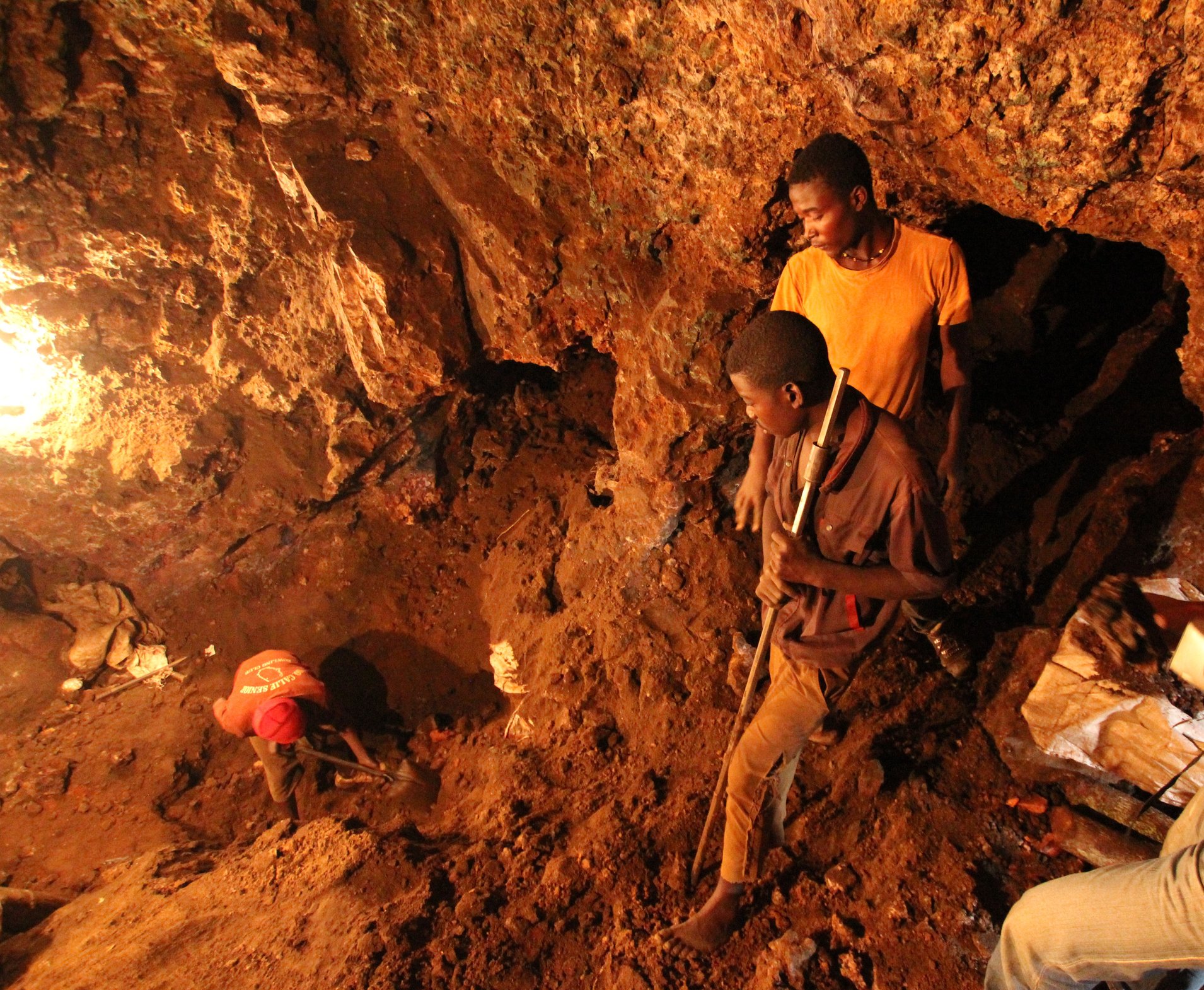 Millions work in artisanal & small-scale #mining. IGF guidance helps governments manage sector: https://t.co/9DizweJBS6 #ShareASM #SustDev https://t.co/ns73LrW4fl
