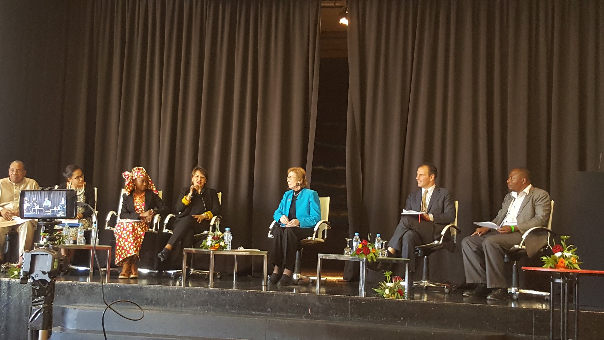 High level panel at the closing ceremony of #DCdays with Mary Robinson @MRFCJ https://t.co/1RtTRdlROR