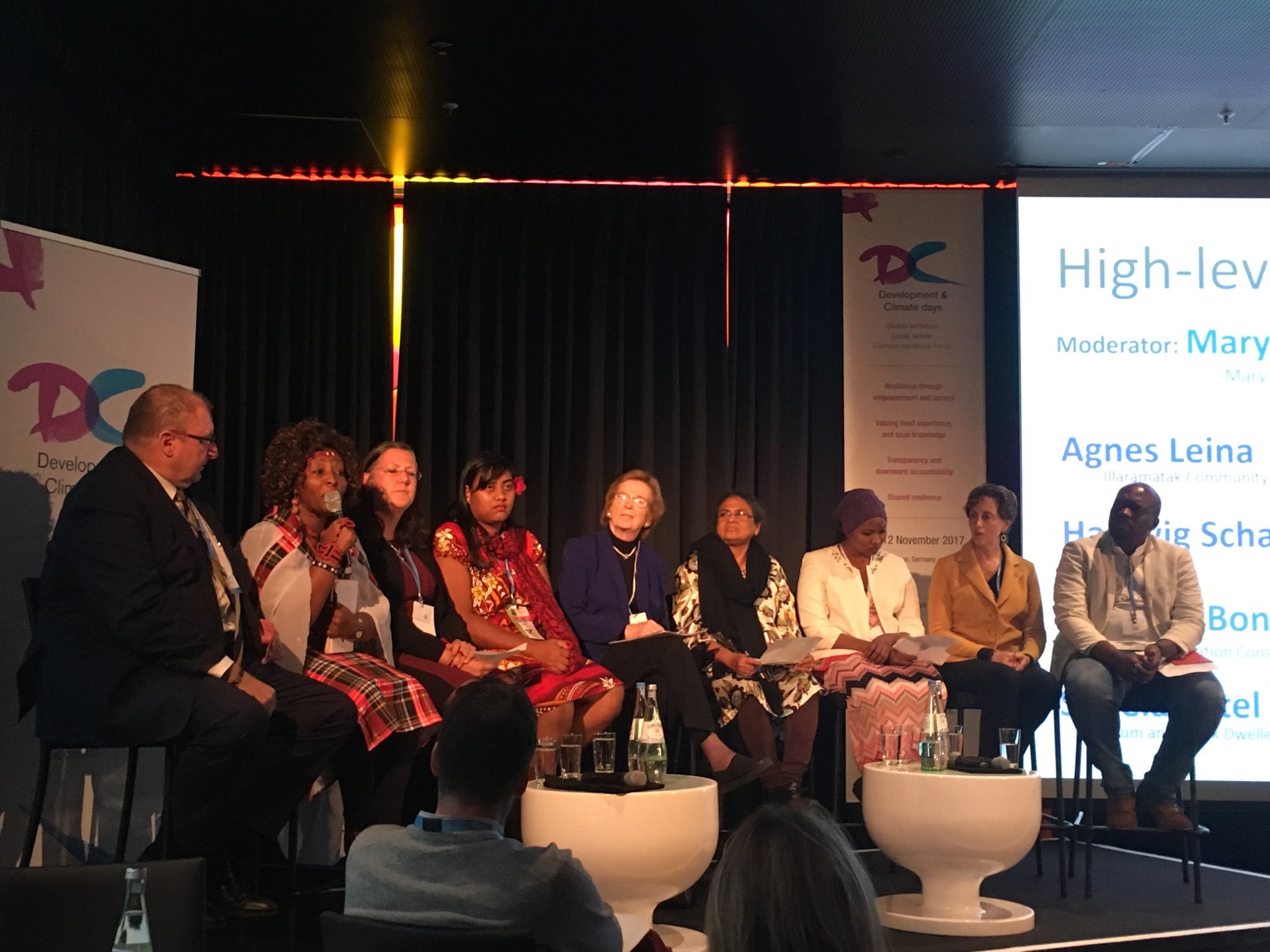 Agnes Leina calls for women being given voice in policy decisions at end of #DCdays17 on a panel of women & 2 men, majority from south. https://t.co/XfigXisae7