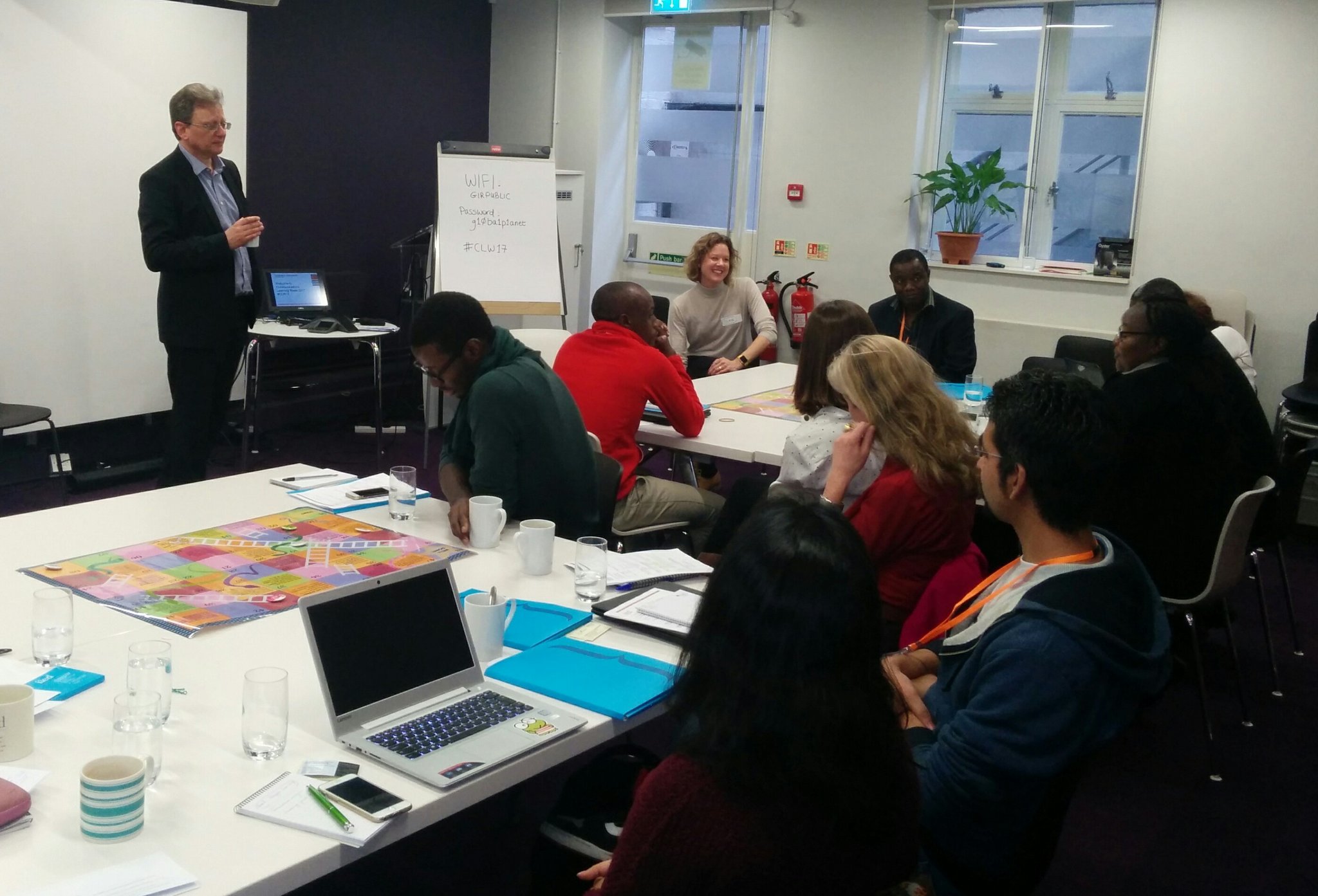 IIED director @andynortondev drops into to #CLW17 to chat to participants and hear what they want to learn/share during the week https://t.co/1OJF8bJScw